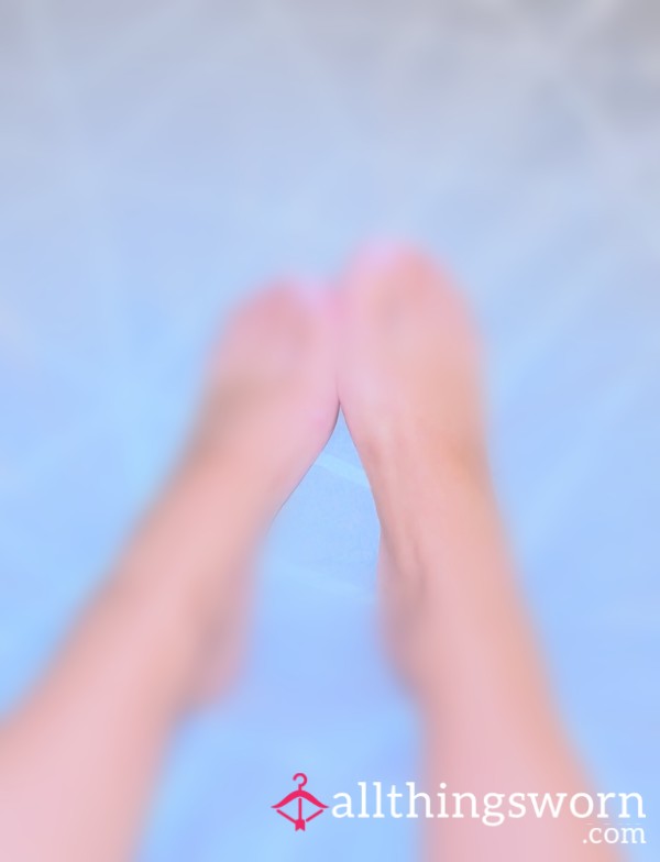 All Things Feet 👣 12s Vid