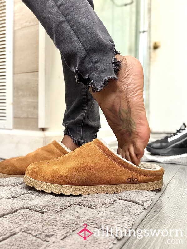 Alo Yoga Recovery Slippers