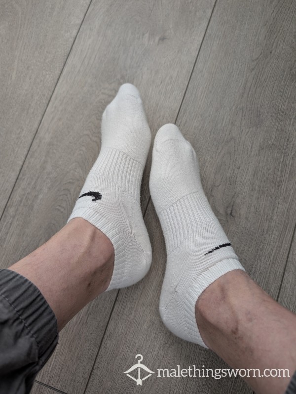 Alpha Nike Socks, How Many Days Wear Would You Like