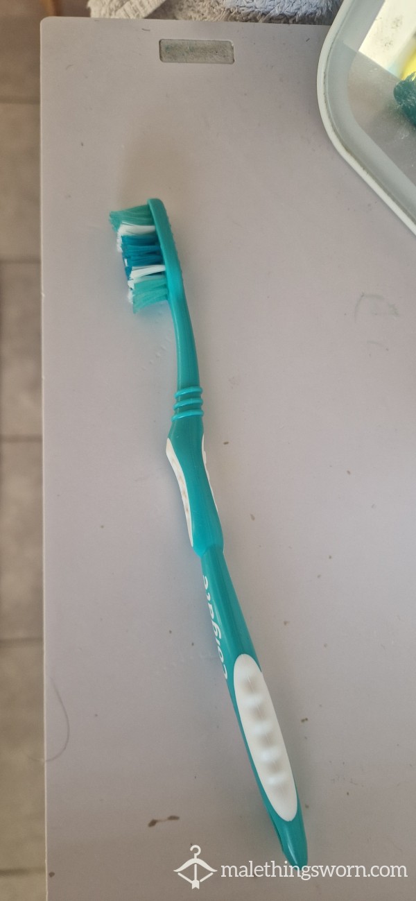 ALPHA TOOTHBRUSH