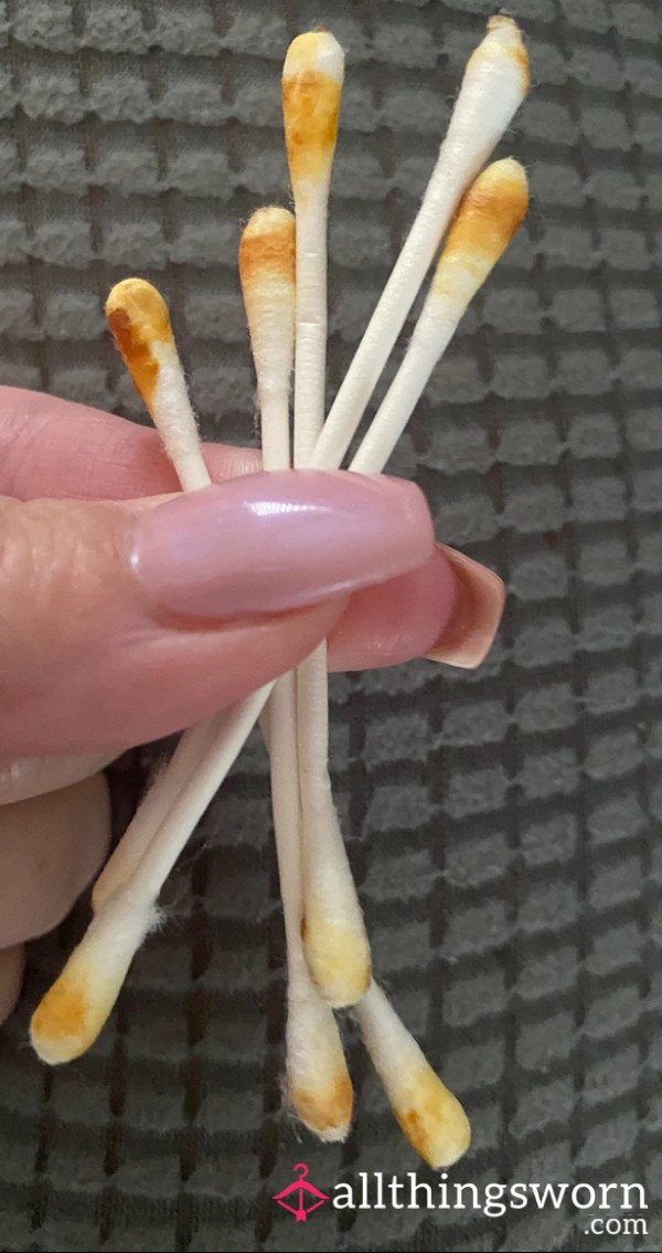Amber Wax Cotton Buds