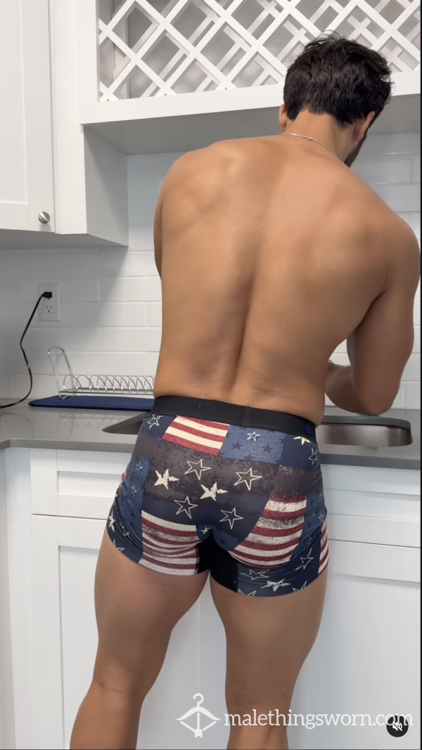 America Briefs Size M