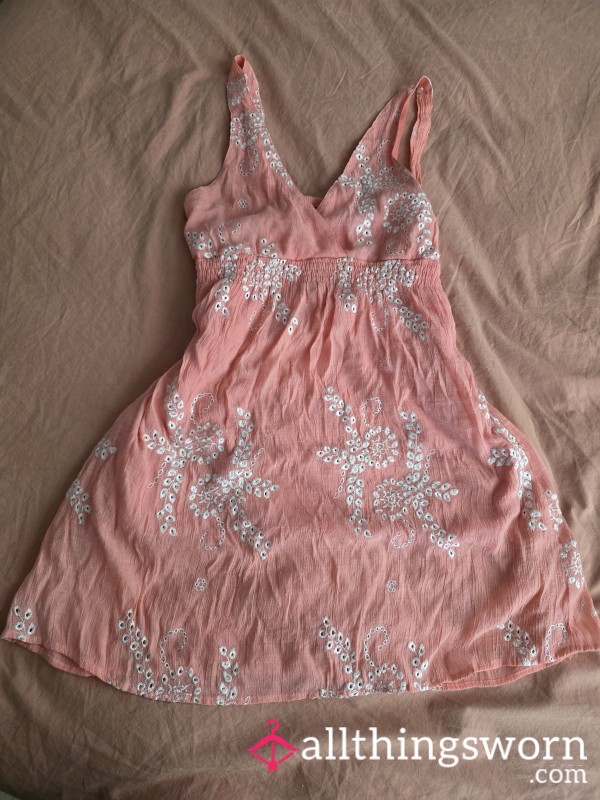 An Orange Flor*l Print Dress Worn By And Naturally Scented By Me 🤭