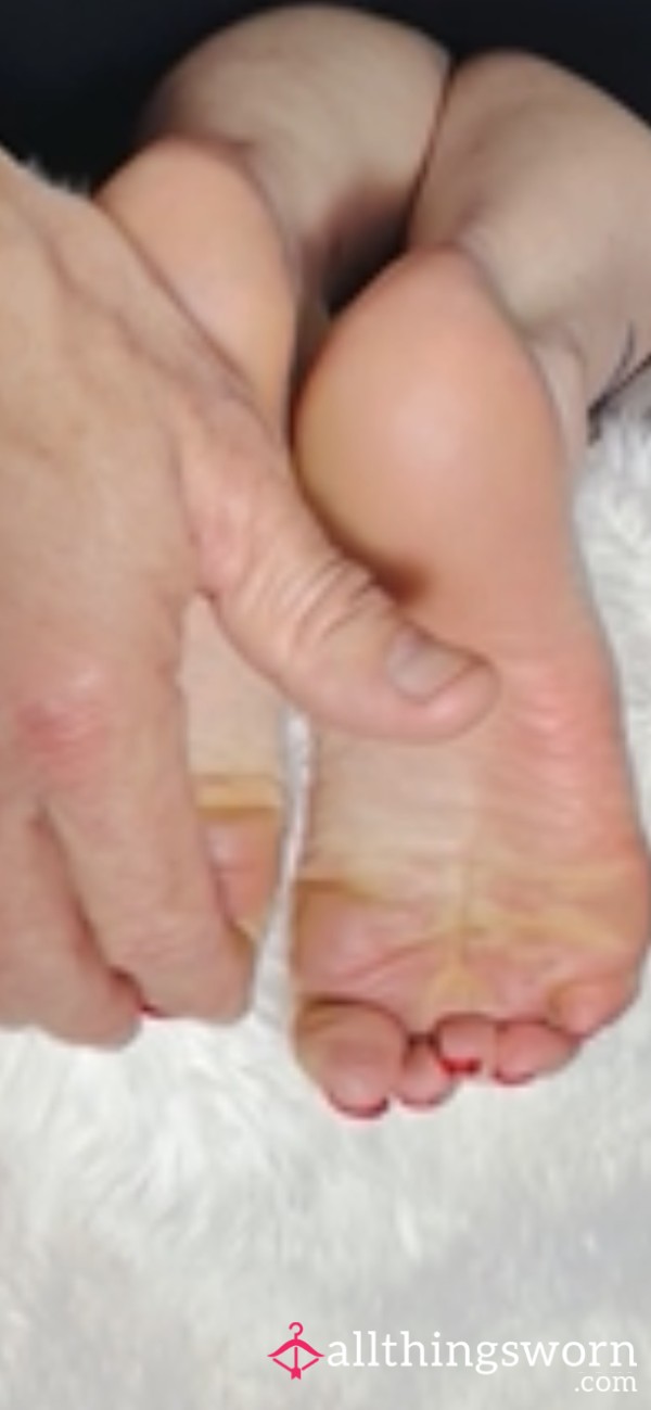 Andre The Giant Tickle Pink Little Foot Soles Laughing And Giggles