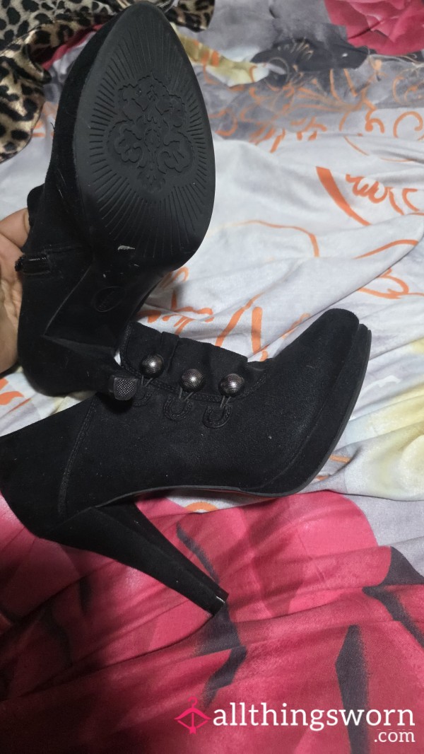 Ankle High Heel Size 4