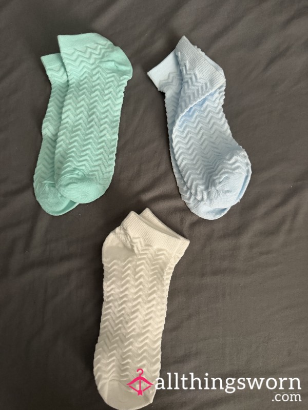 Ankle Socks 🤍💙💚