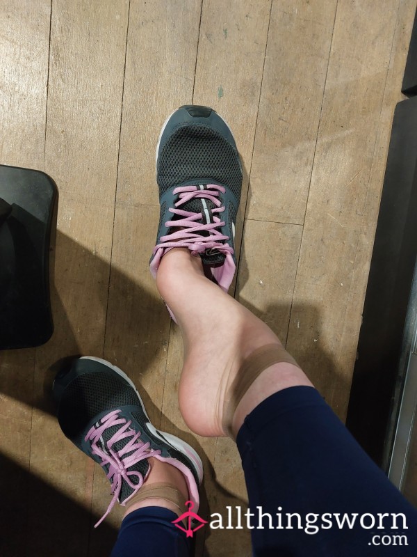 Ankle Tan Stockings Gym Worn, Vinegar Scent
