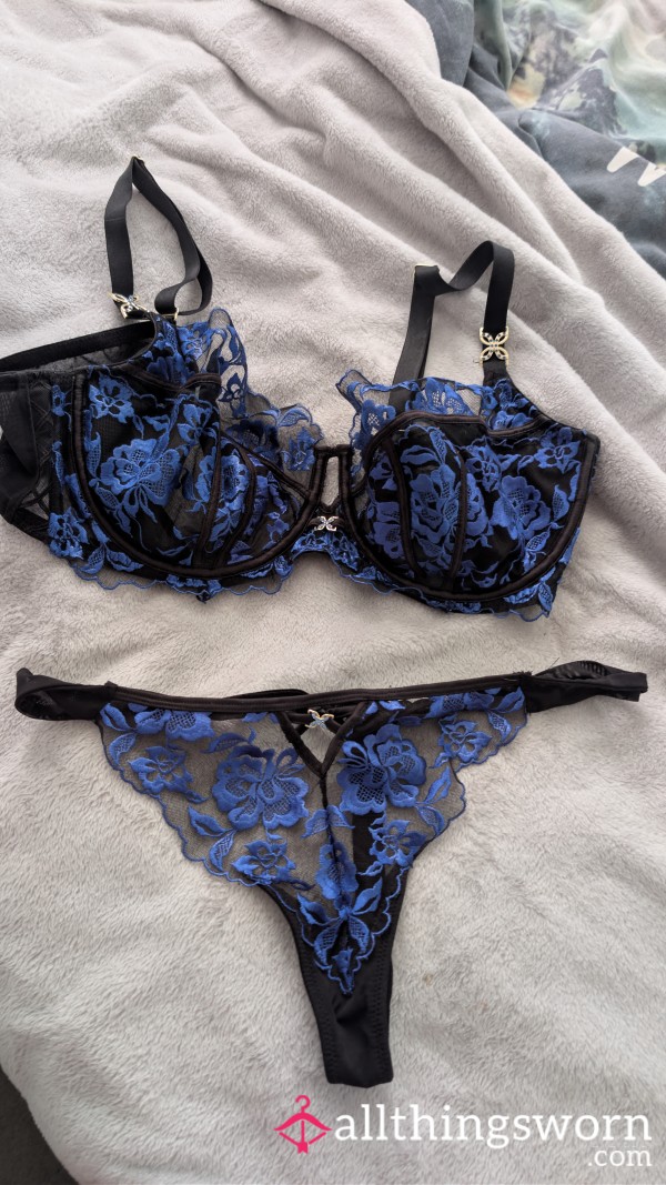 Ann Summer Black And Blue Lace Set