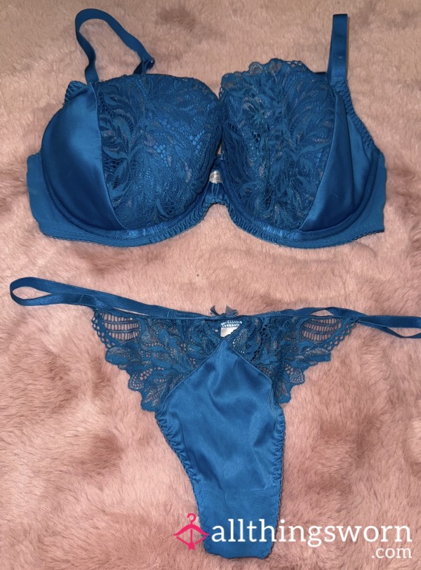 Ann Summers Blue Panties And Bra Set