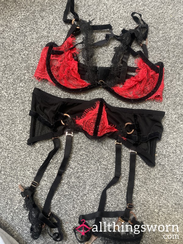 Ann Summers Lace And Velvet Lingerie Set! ❤️‍🔥 Includes Bra And Waspie With Leg Harness