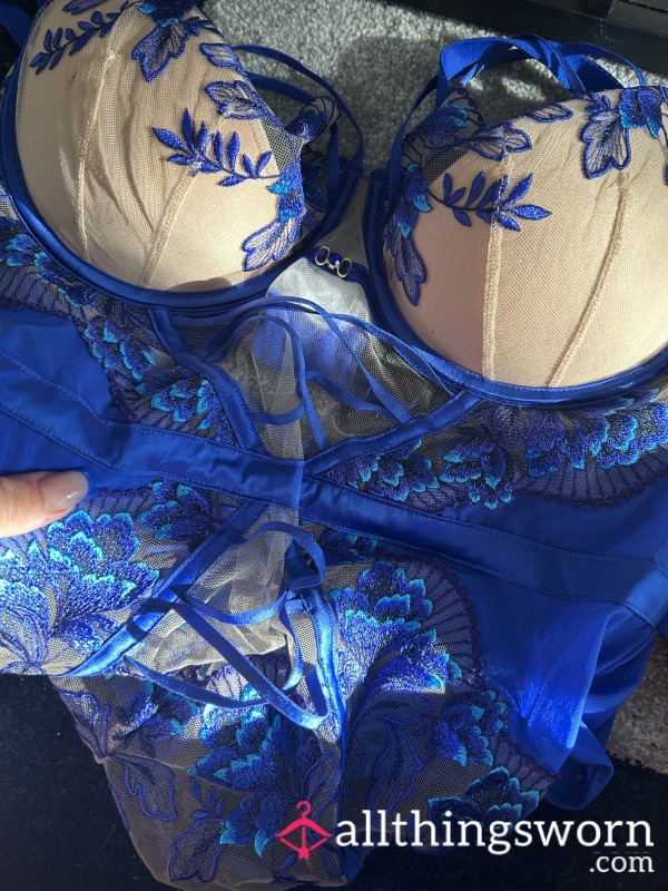 Ann Summers Outfit 🦋🔵🐳