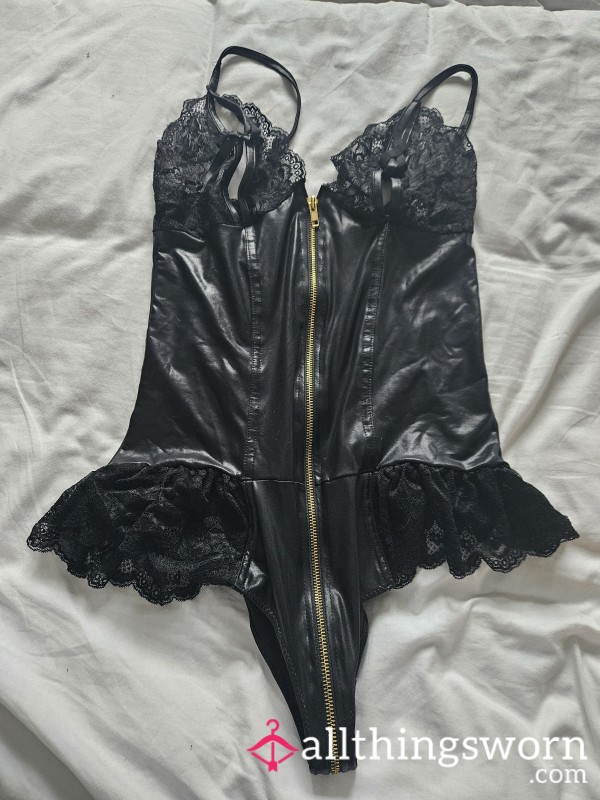 Anne Summers Zip Up