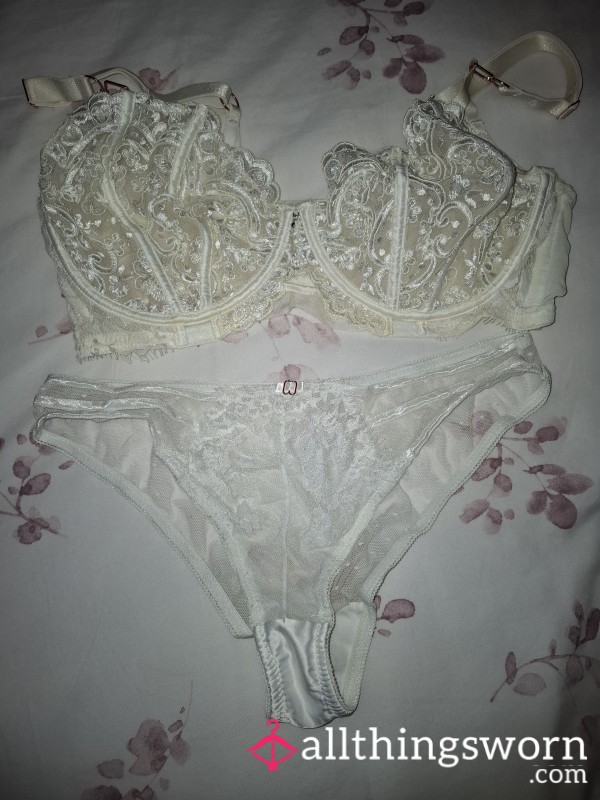 Annsummers Lingerie Set