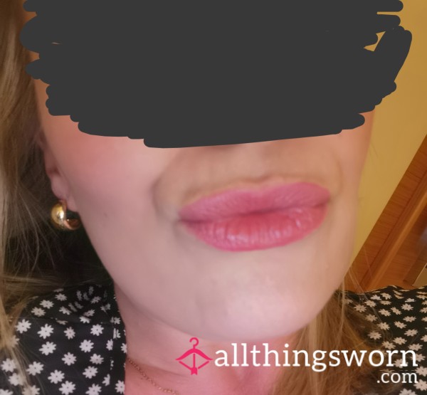 Applying Lip Liner And Lipstick 💋