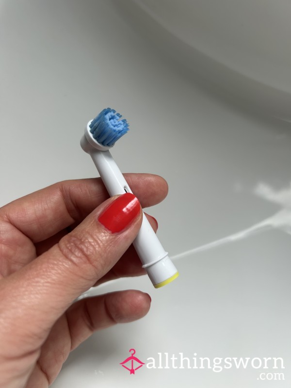 April’s Goddess Toothbrush Head 💋 - 04/26