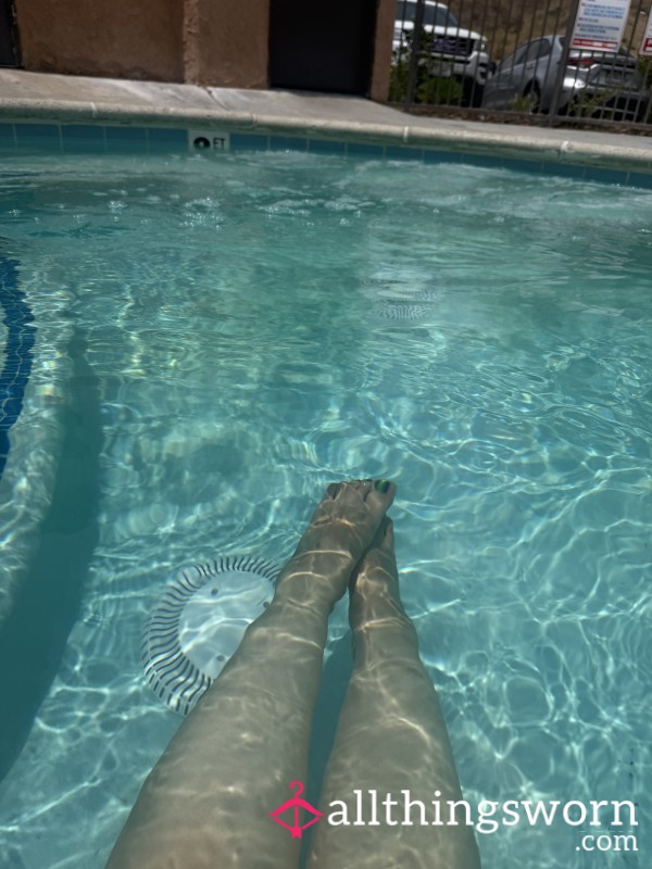 Aquatic Feet Pics In The Jacuzzi Part 1