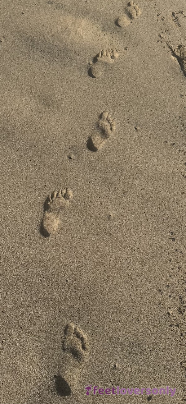 Arches In The Sand