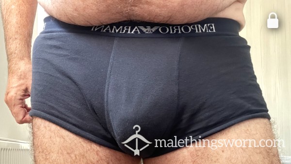 Armani - Large