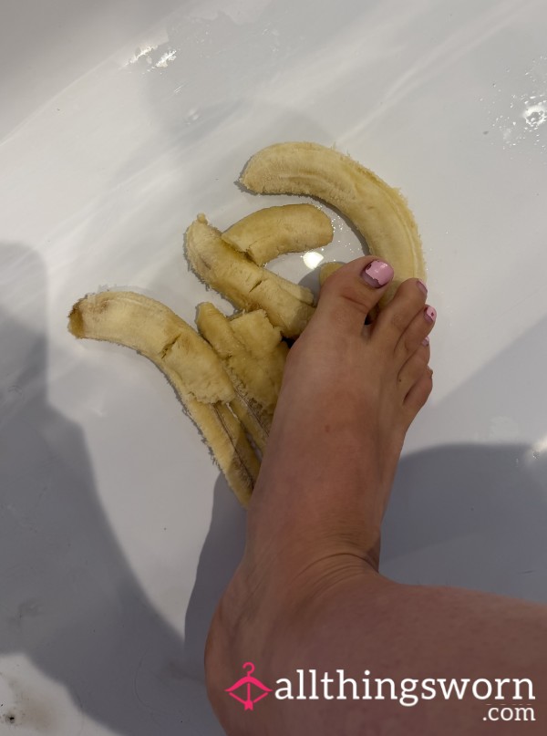 ASMR Barefoot Banana Squash 🍌