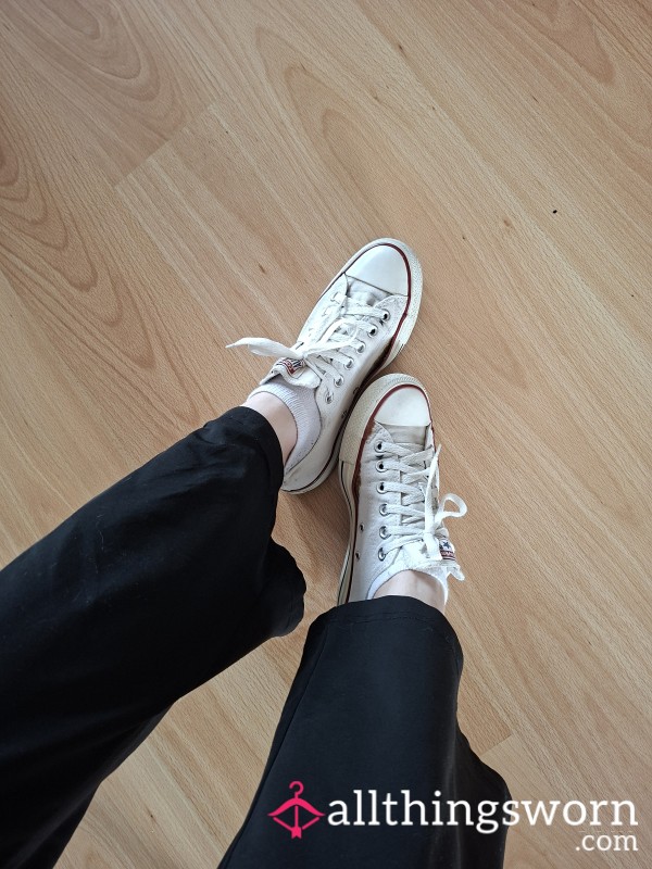 ASMR Video WHITE CONVERSE LOW🥵👣|feet And Legs Only🩷