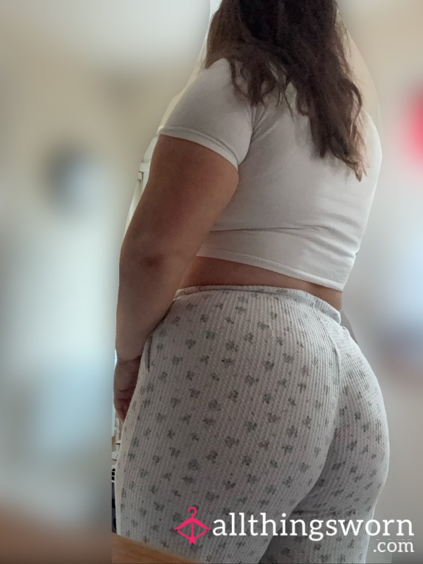 A** Pictures In Gym Leggings/shorts