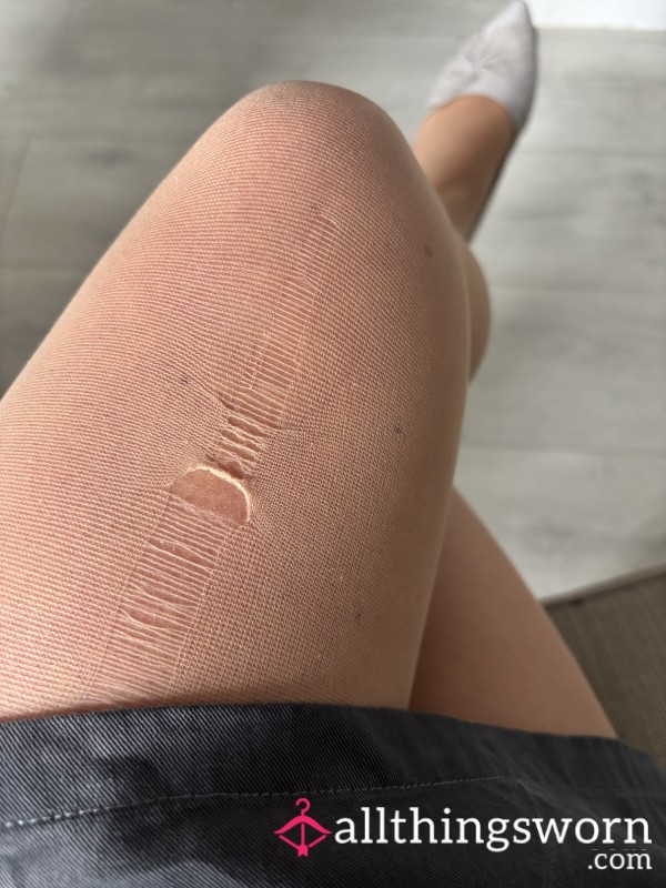 🖤 Authentic Worn Ripped Tights 🖤