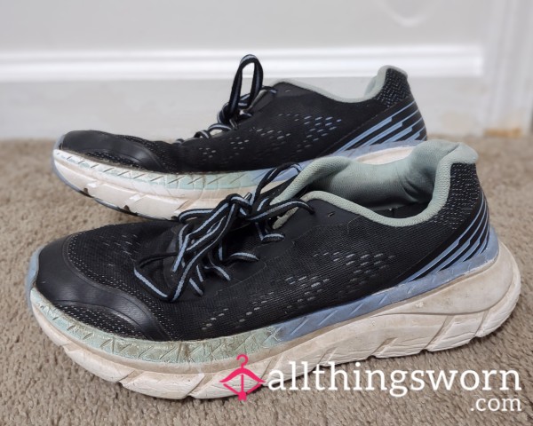 Avia Sneakers Size 6.5
