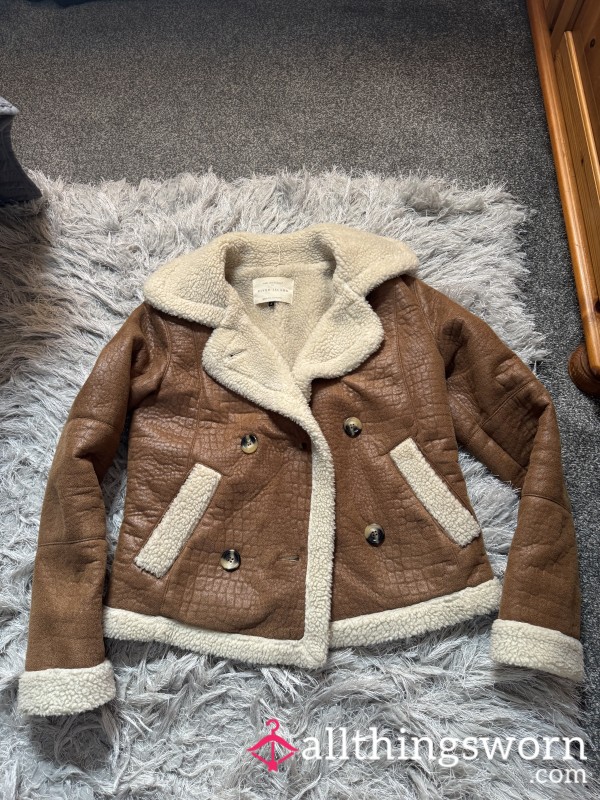 Aviator Shearling Jacket It’s Cozy. It’s Broken In. It Smells Like Power And Possibly Very Expensive Incense. I Don’t Need To Sell It — I’m Just, Like, Bored Of It. So One Of You Gets To Have