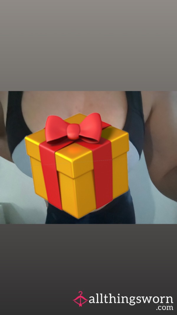 32F B**bs Restrained In Sports Bra