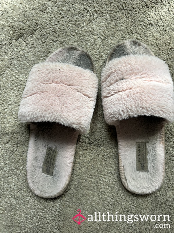 Baby Pink Destroyed Slippers Cheesey Dorito Scent 😌🎀🩷