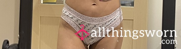 Baby Pink Panties With Leopard Print And Lace Trim.