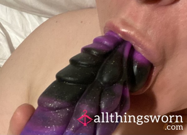 Bad Dragon MILF Play 😈