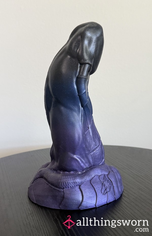 Bad Dragon Suction Di**o (Amon The Wingless) 🖤😈