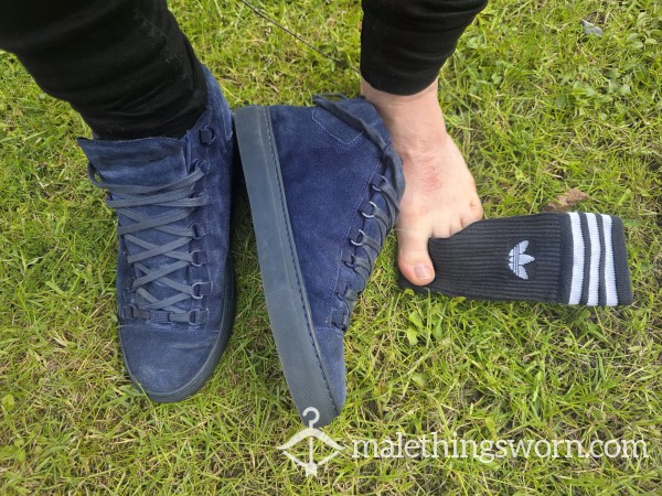 Balenciaga Blue Suede Size 8