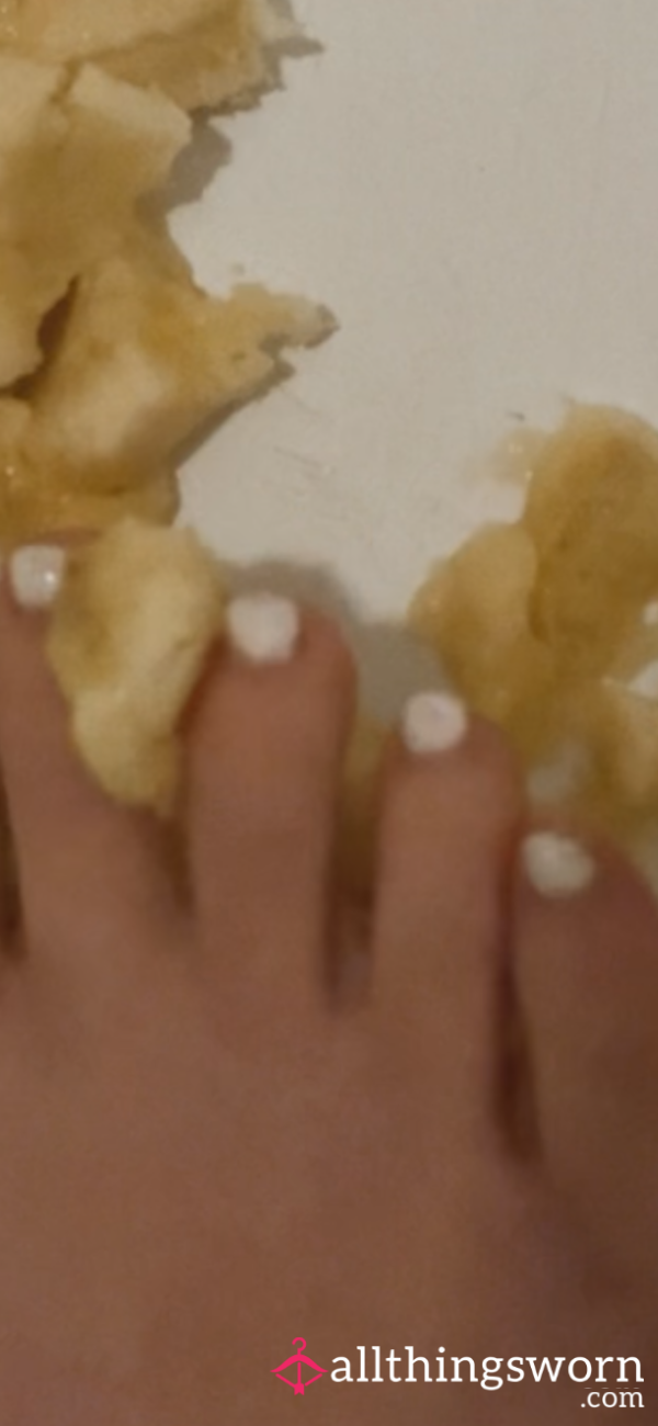 Banana Smashing Vid 30 Seconds X