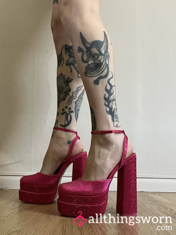 Barbie Goddess  Pink Heels 😍