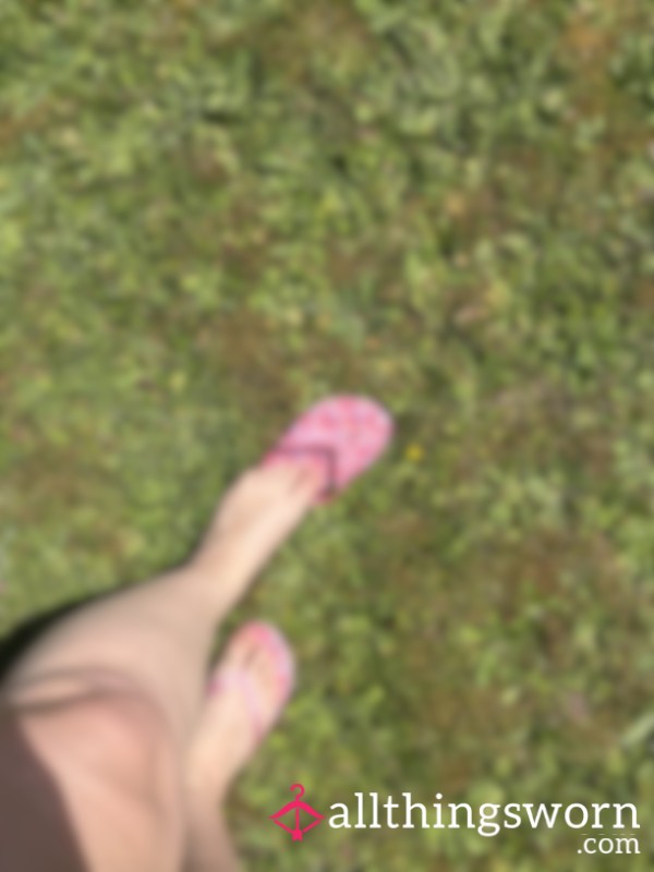 Bare Feet In The Wild