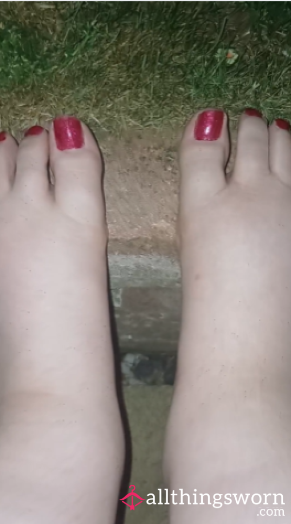 Bare Feet On Gra**