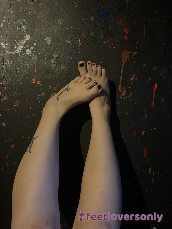 Bare Feet Pics