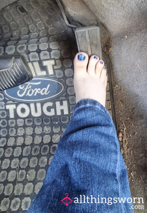 Barefoot Driving