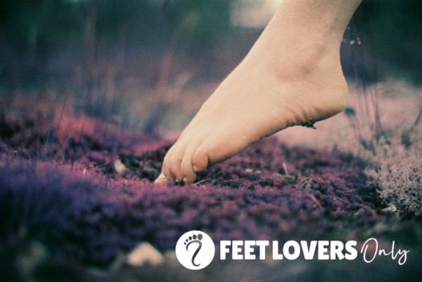 Barefoot Garden: Soles And Toes