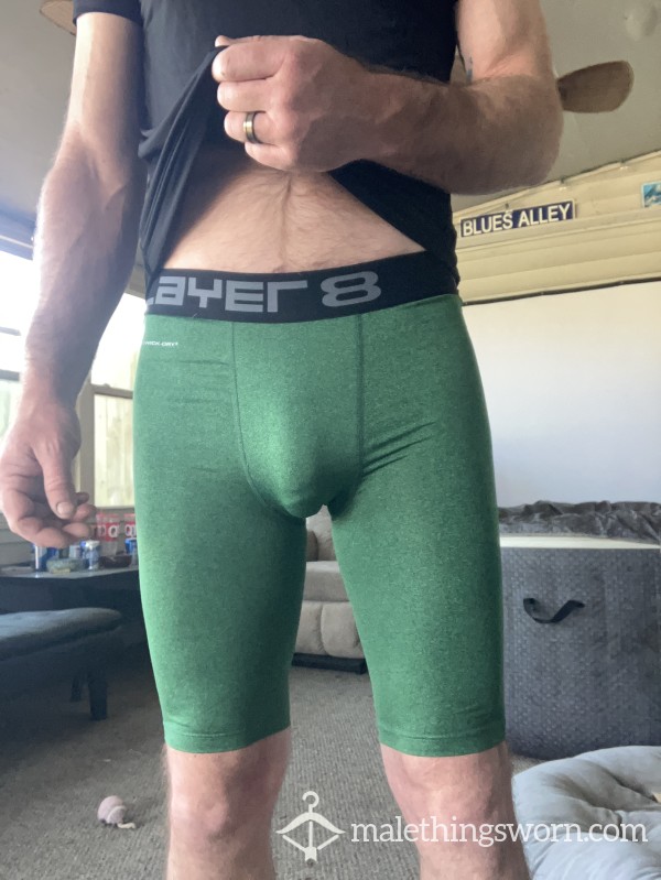 BaseLayer 8 Compression Shorts