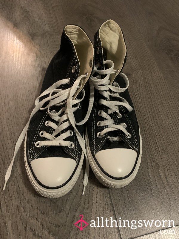 🖤Basic Black Converse🖤