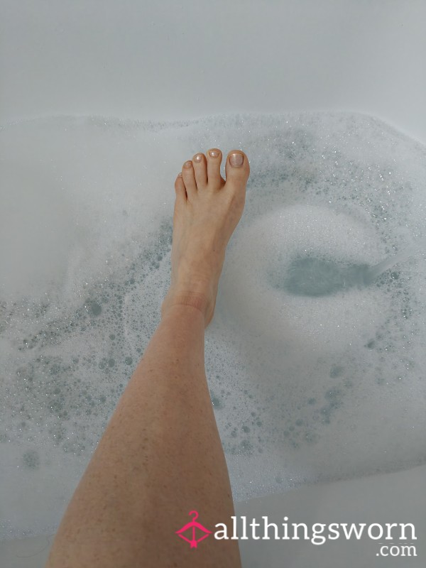 Bath Time Toe Fun - Pictures