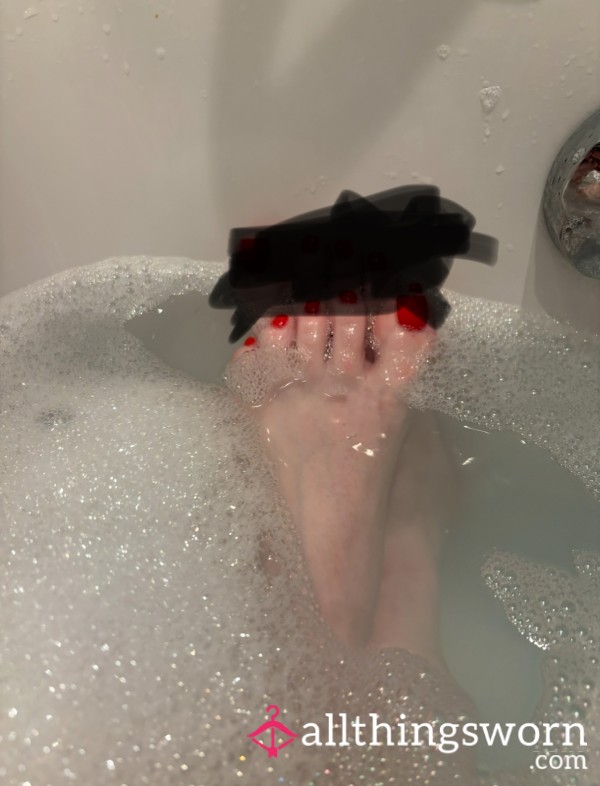 Bath Time Toes
