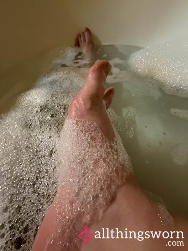 Bath Tub Under Faucet Video