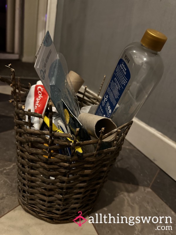 Bathroom Bin Contents!