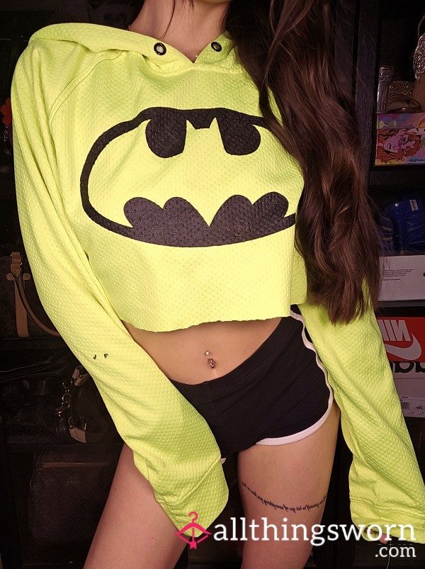 🦇Batman Hoodie Neon Yellow Sweater Longsleeved Cropped Top Gym Workout Clothes Asian Japanese Tattooed Athletic S**y Cute Fitness Model Personal Trainer