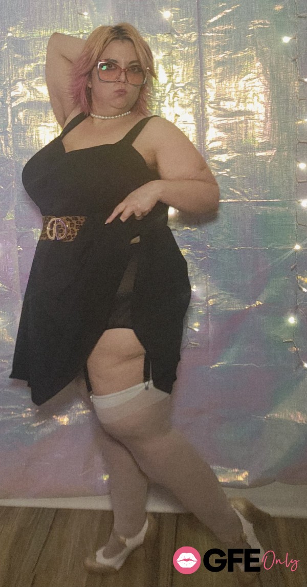 BBW MILF Loves Garters & Stockings