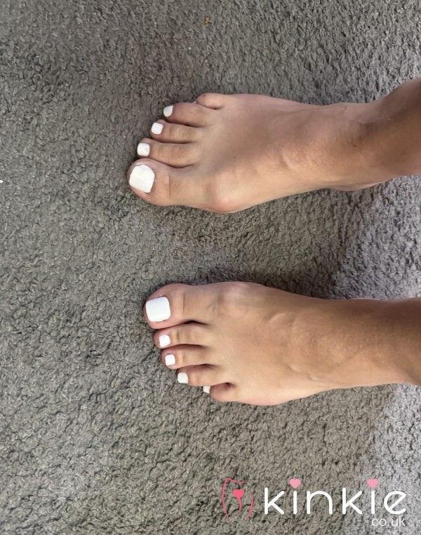 Be My Pedicure Slave- I’ll Let You Watch 👀😋